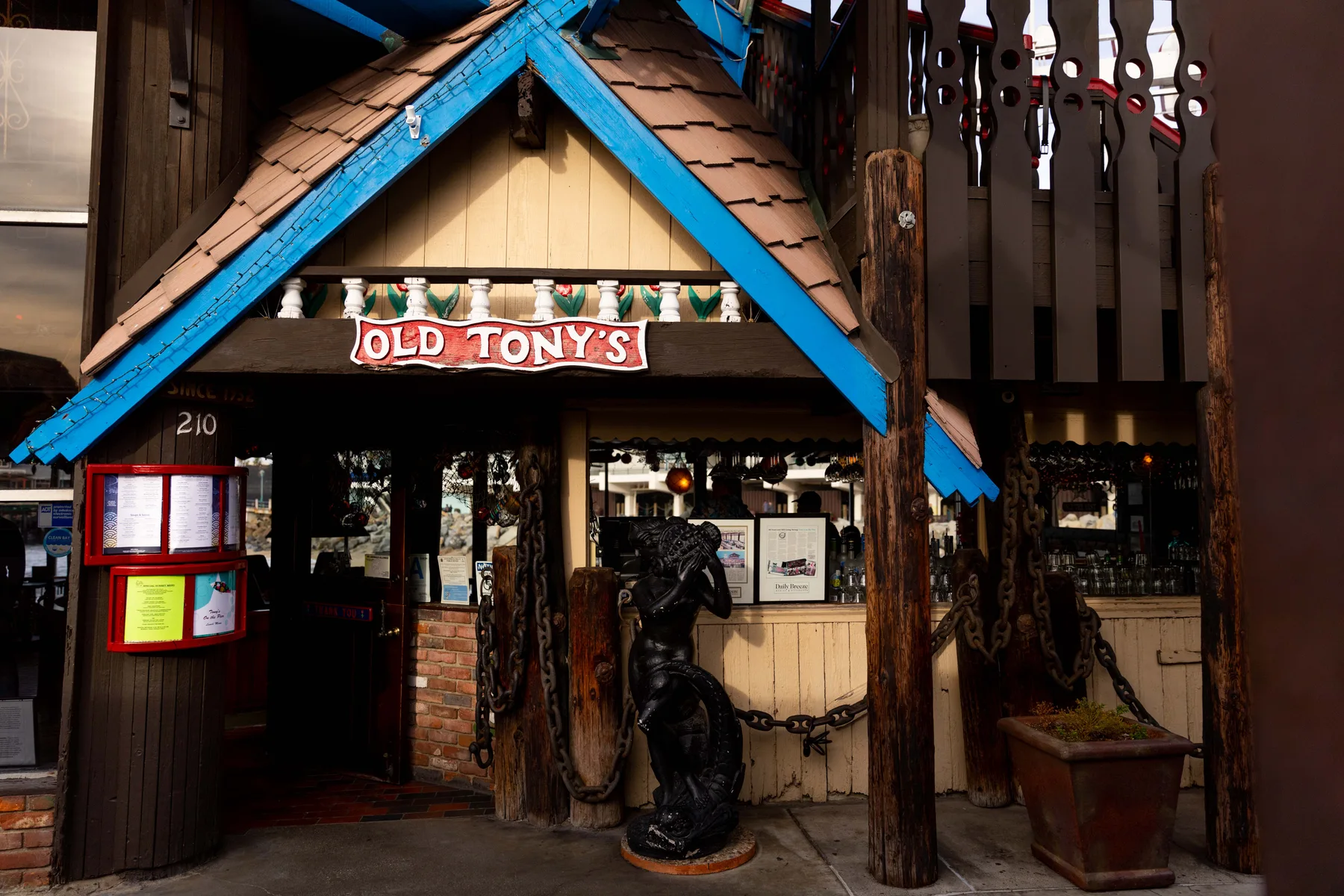 Old Tony’s historic entrance